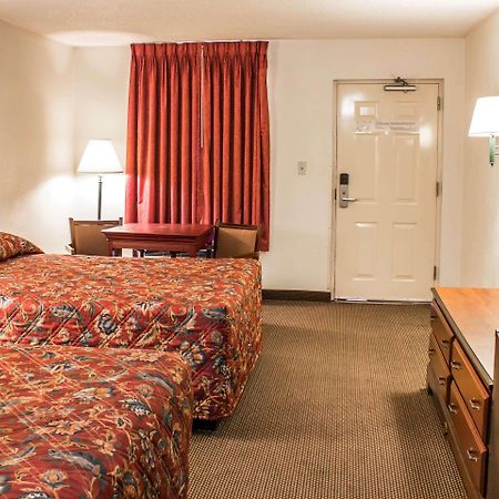 Econo Lodge Fayetteville Dış mekan fotoğraf