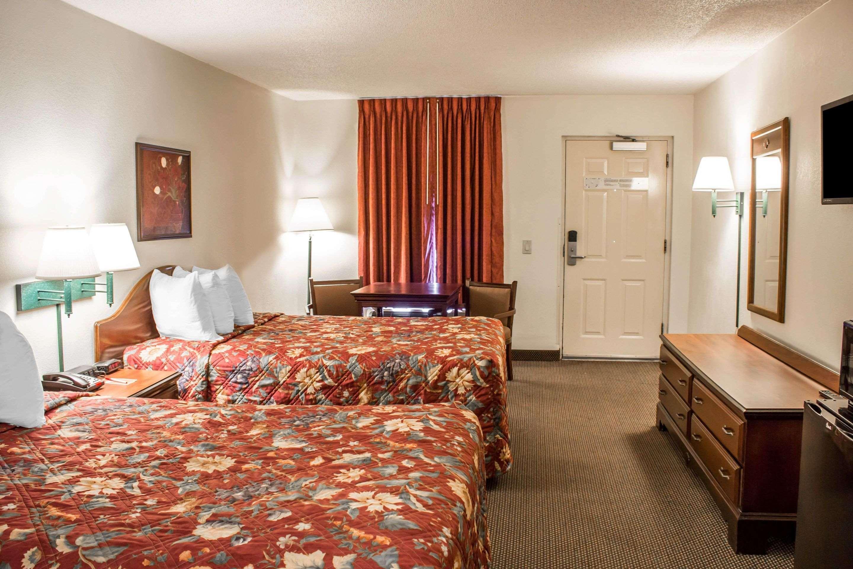 Econo Lodge Fayetteville Dış mekan fotoğraf